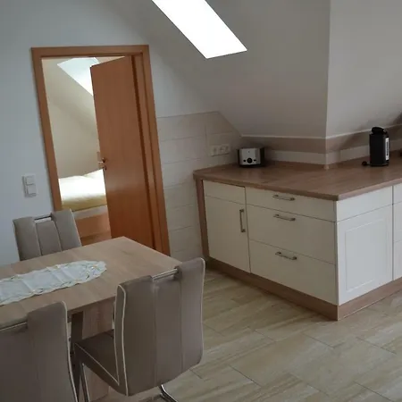 Dachgeschoss アパート *