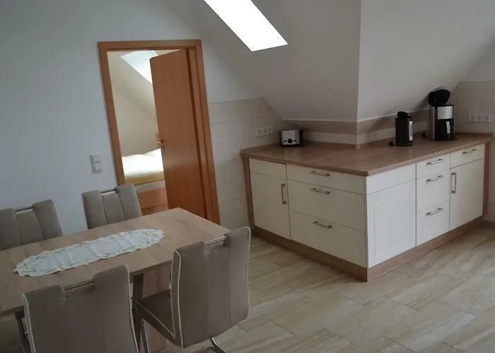 Dachgeschoss شقة *